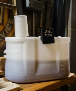 Kobalt 2-Gallon Plastic Handheld Sprayer - Outdoor Tools & Equipment -Kobalt Sales Store 42045783