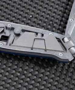 Kobalt Kobalt Auto Loading Retractable Utility Knife 18mm 5-Blade Retractable Utility Knife with On Tool Blade Storage - Hand Tools -Kobalt Sales Store 44864350