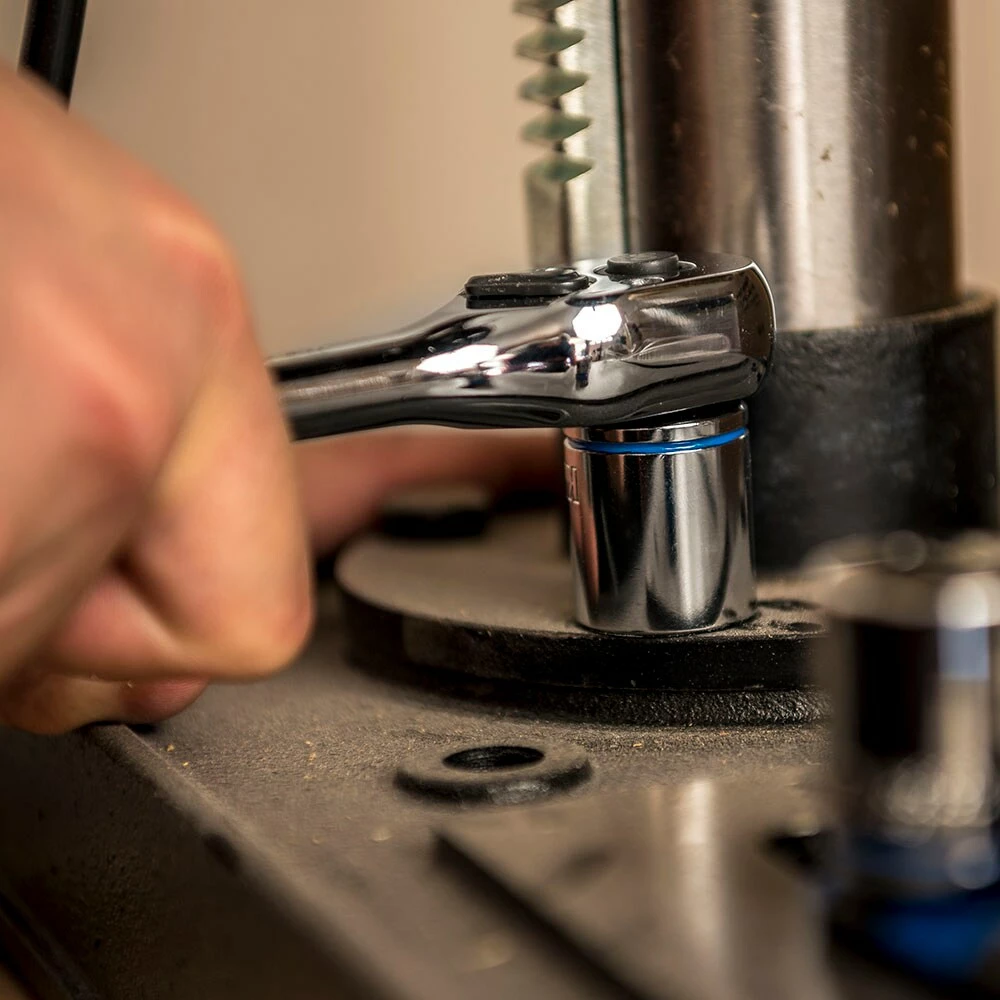 Kobalt 65-Piece Standard (SAE) and Metric Combination Polished Chrome Mechanics Tool Set - Hand Tools 14 Kobalt 65-Piece Standard (SAE) and Metric Combination Polished Chrome Mechanics Tool Set - Hand Tools - Image 14