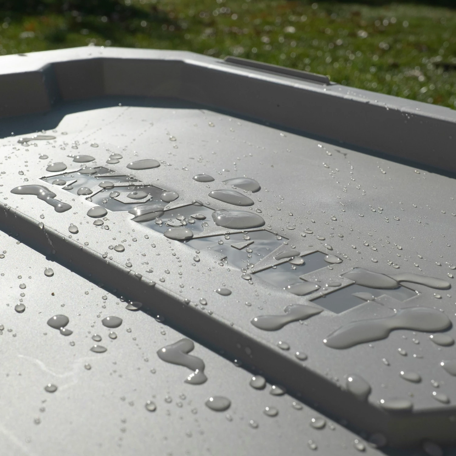 Kobalt X-large 24-Gallon (96-Quart) Grey Heavy Duty Tote with Latching Lid - Baskets & Storage Containers 10 Kobalt X-large 24-Gallon (96-Quart) Grey Heavy Duty Tote with Latching Lid - Baskets & Storage Containers - Image 10