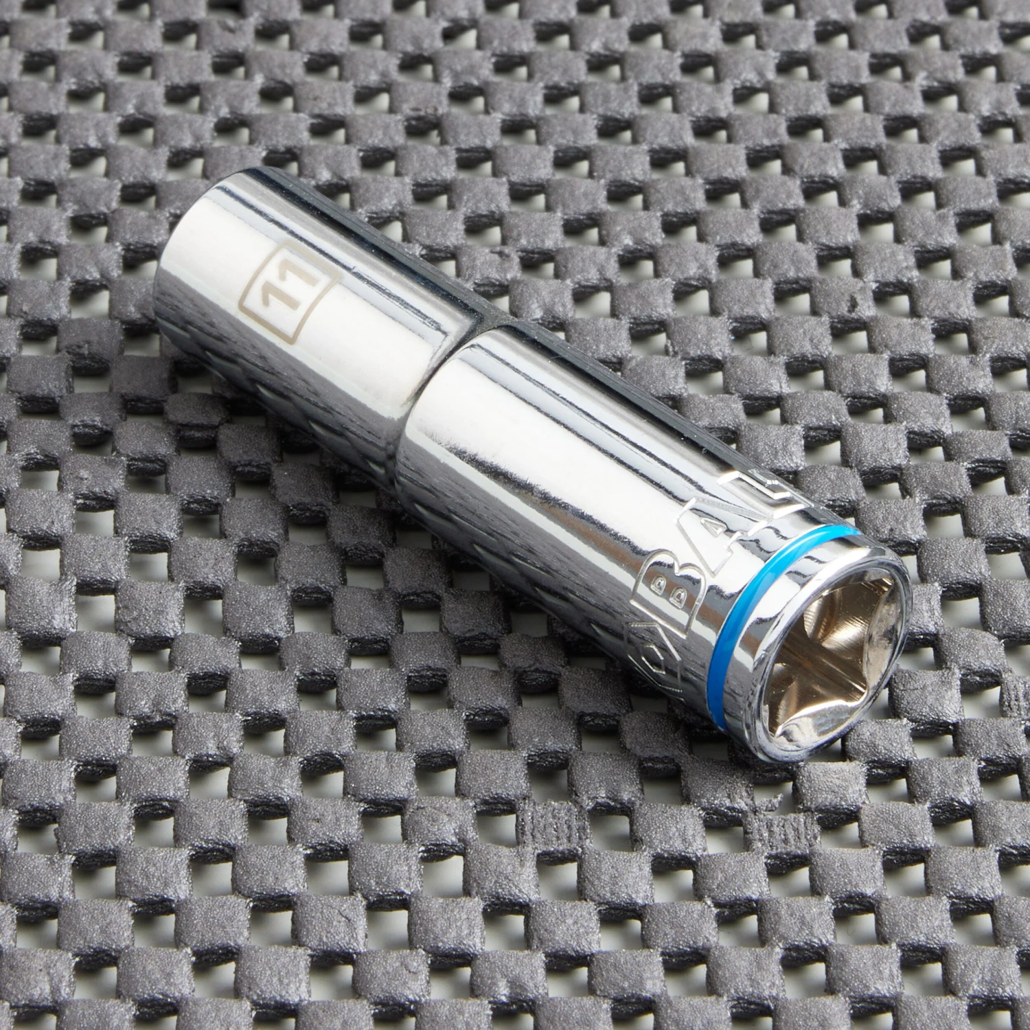 Kobalt Metric 3/8-in Drive 12-point 11-mm Deep Socket - Hand Tools 3 Kobalt Metric 3/8-in Drive 12-point 11-mm Deep Socket - Hand Tools - Image 3